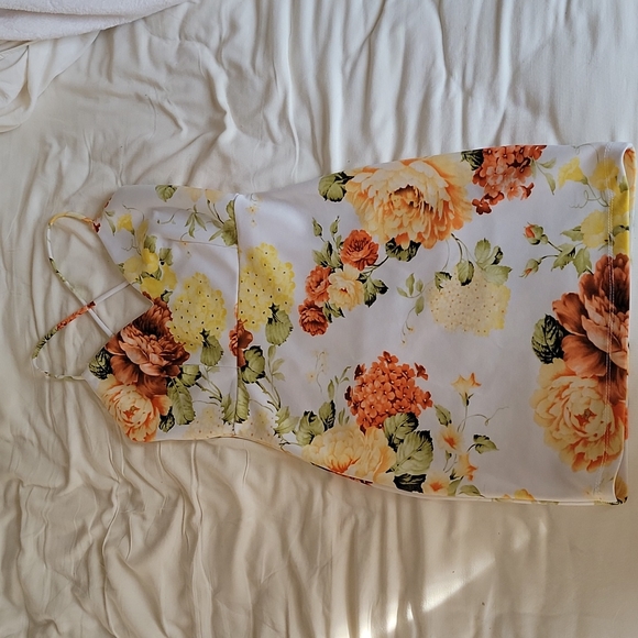 Fashion Nova Floral Mini Bodycon - Picture 1 of 3